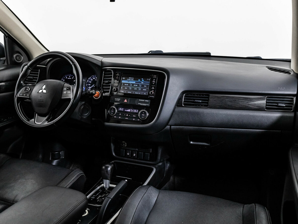 Купить Mitsubishi Outlander III Рестайлинг 2, 2017, 182 145 км, фото №7